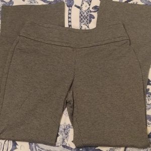 💜 2/$20 NY& Co Stretchy waist pull on pants